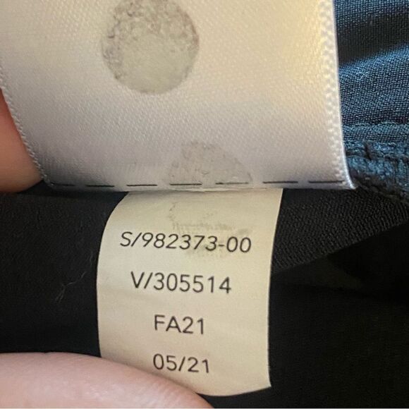 Athleta Black Endeavor Joggers Size 14P - Picture 5 of 12